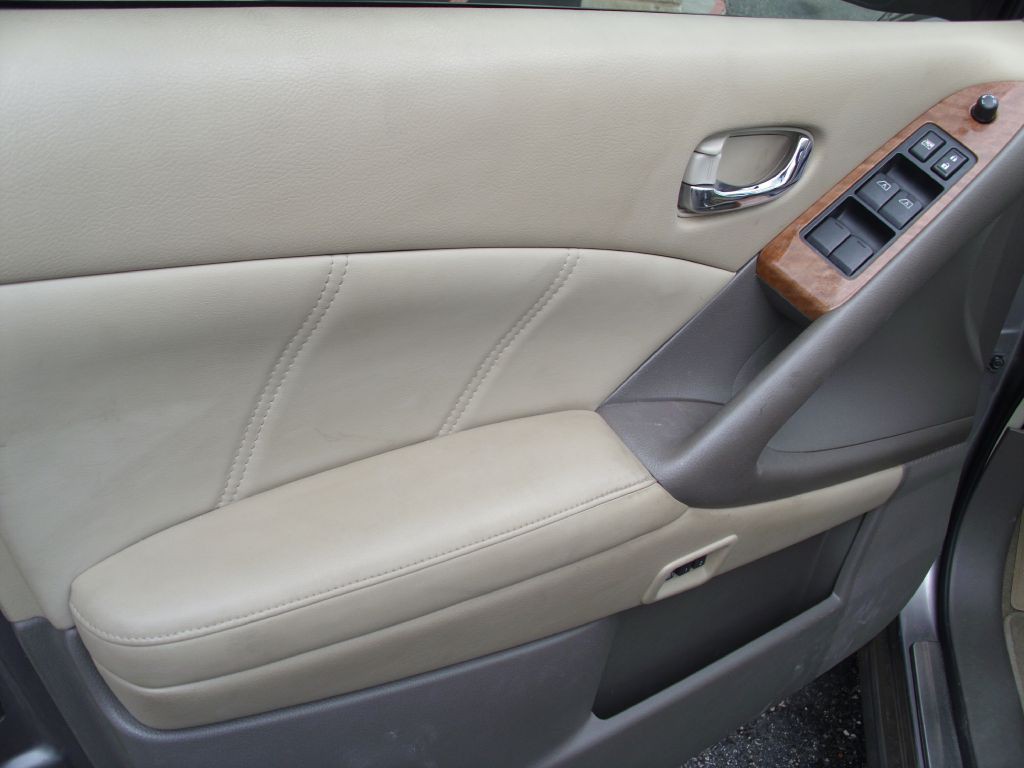2011 Nissan Murano Image 9
