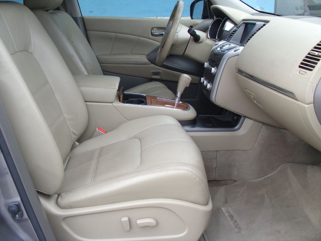2011 Nissan Murano Image 12