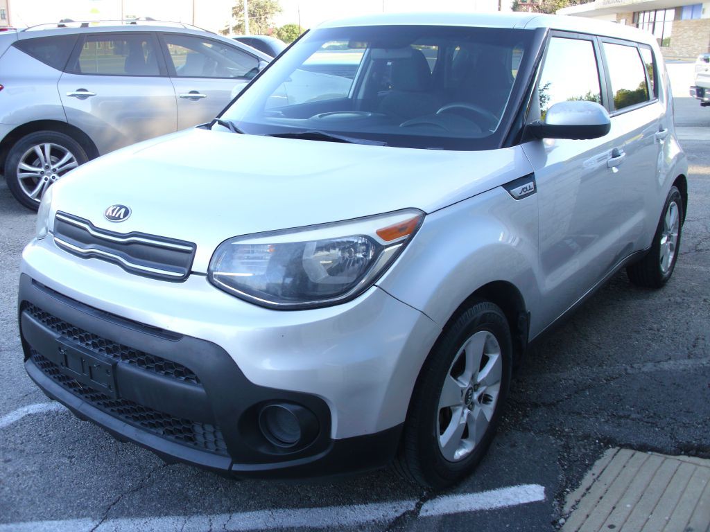 2018 Kia Soul Image 2