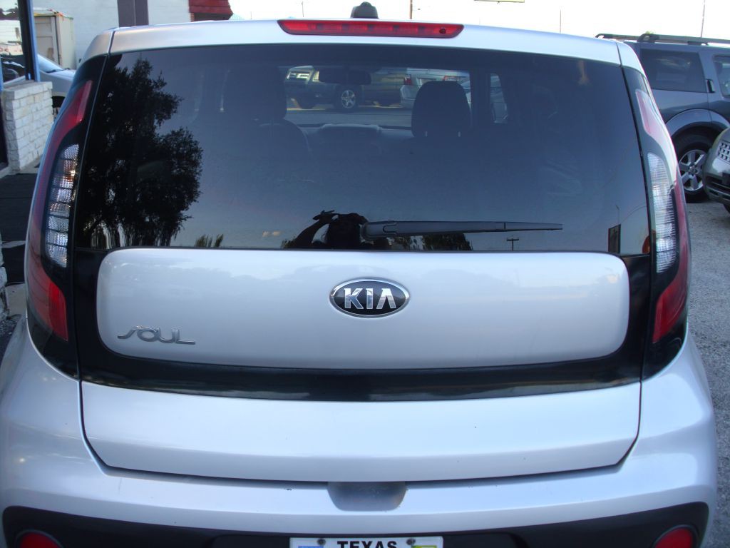 2018 Kia Soul Image 5