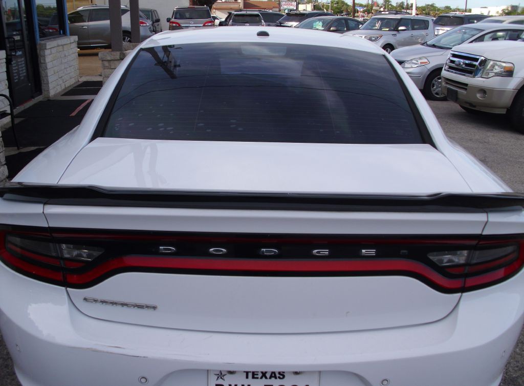 2016 Dodge Charger Image 8