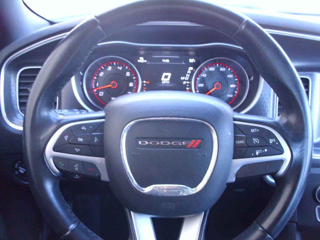 2016 Dodge Charger Image 11