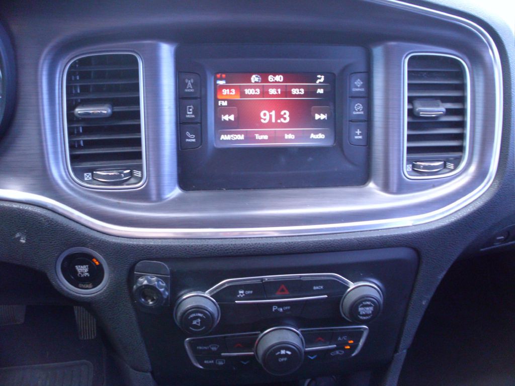 2016 Dodge Charger Image 20