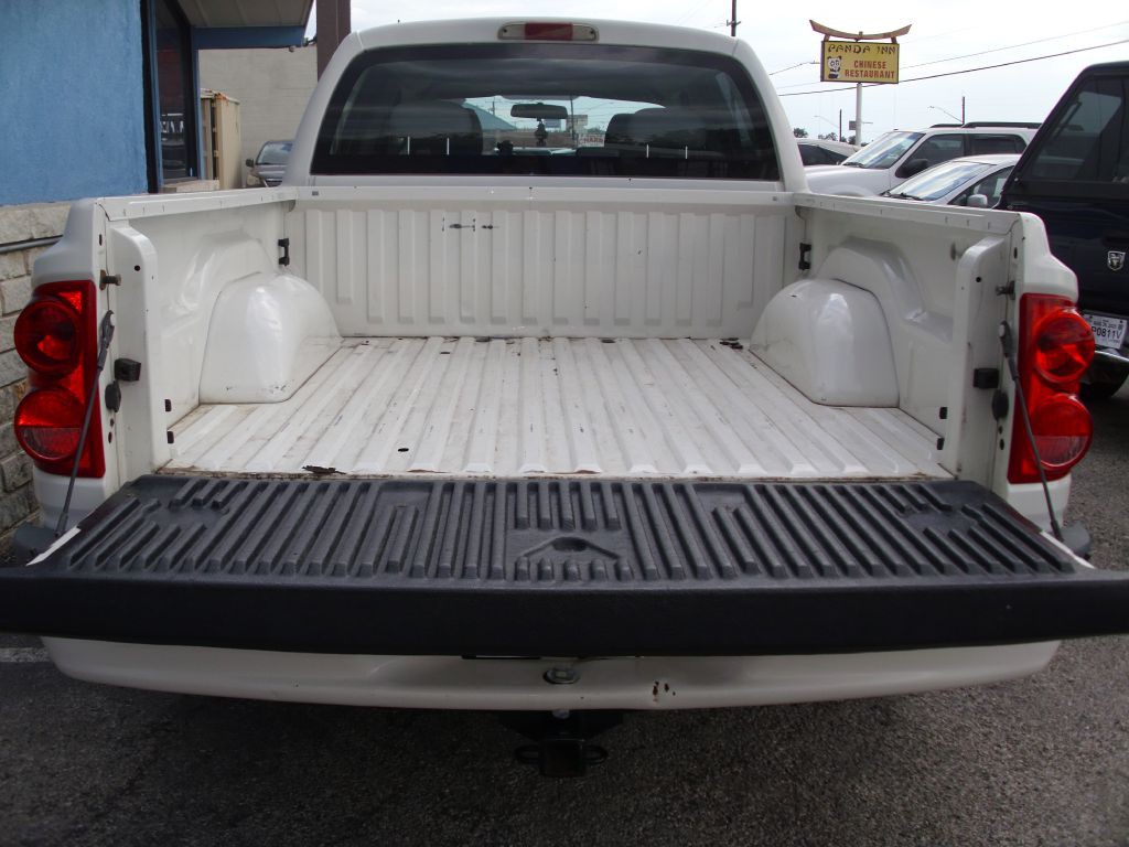 2009 Dodge Dakota Image 8