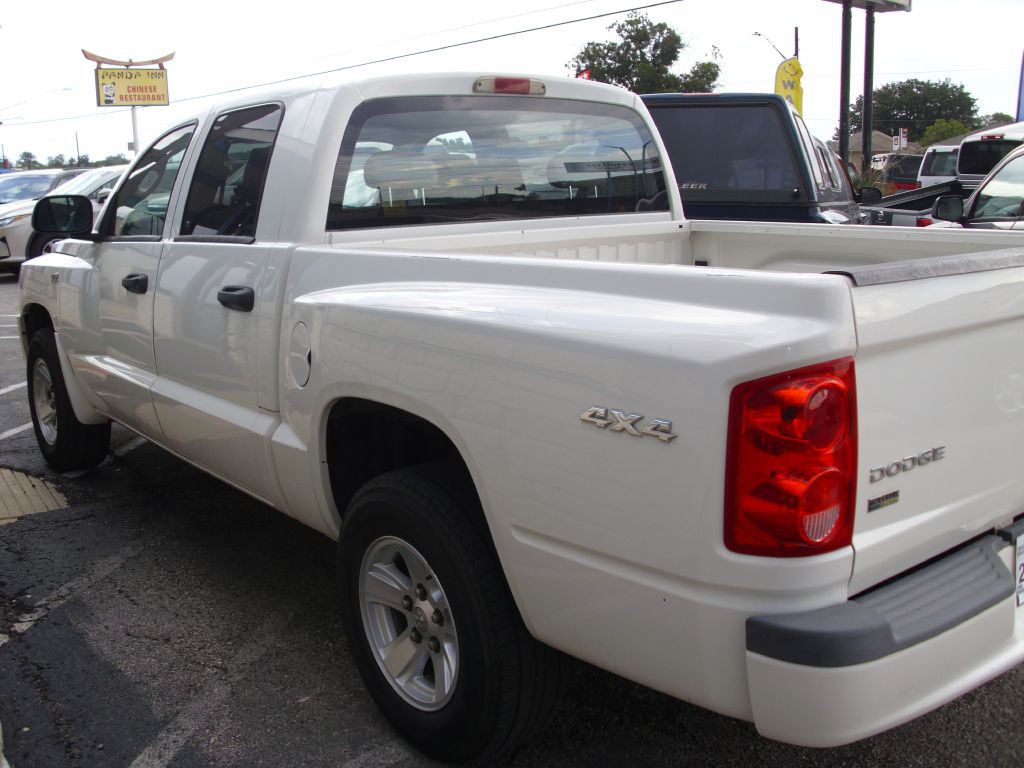 2009 Dodge Dakota Image 9