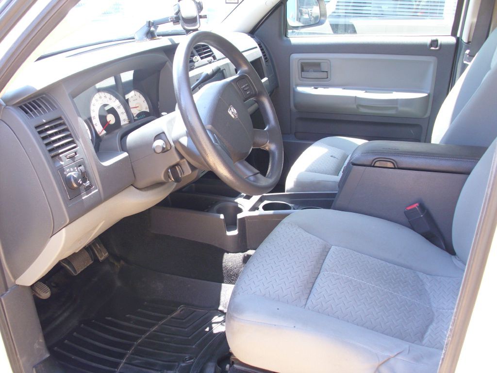 2009 Dodge Dakota Image 10