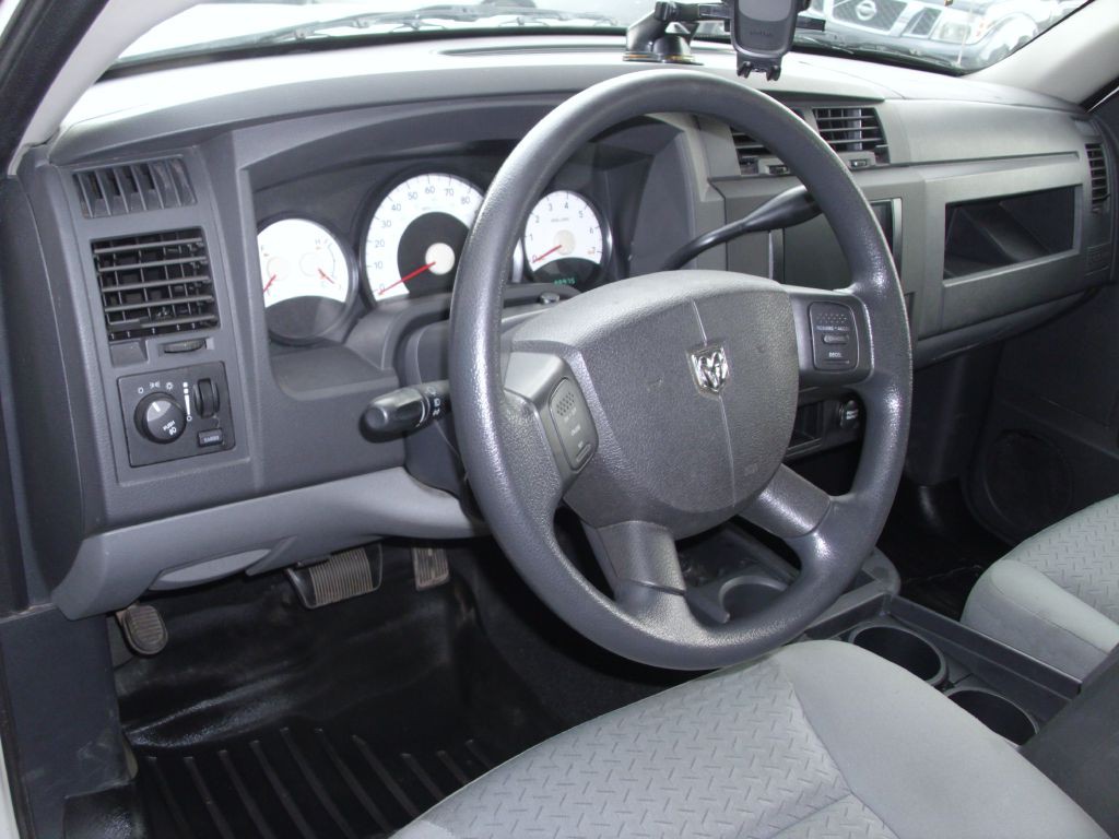 2009 Dodge Dakota Image 12