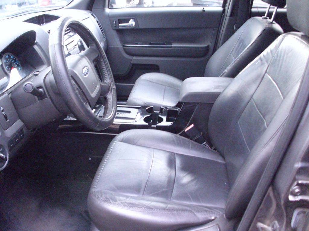 2012 Ford Escape Image 9