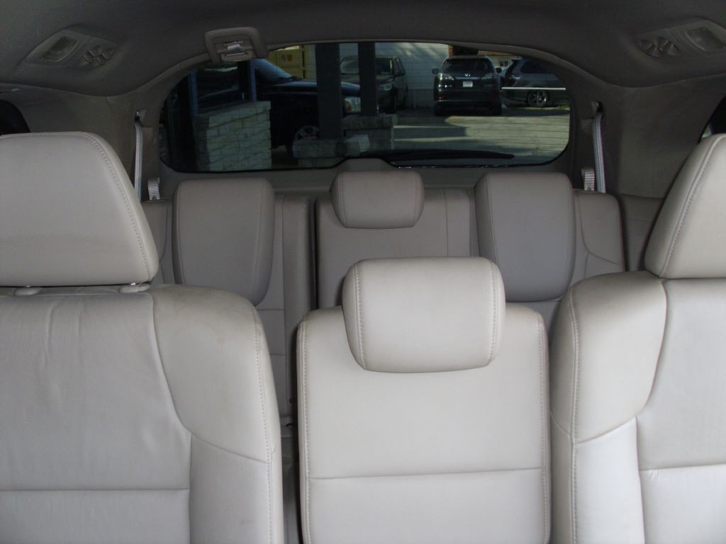 2012 Honda Odyssey Image 12