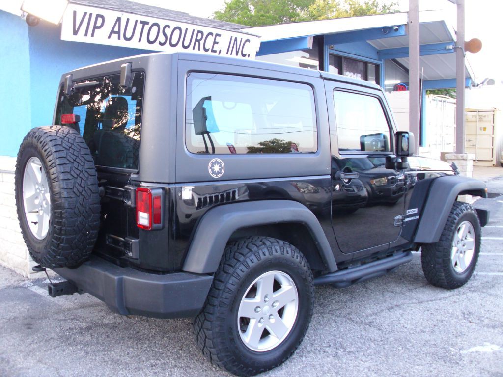 2014 Jeep Wrangler Image 10