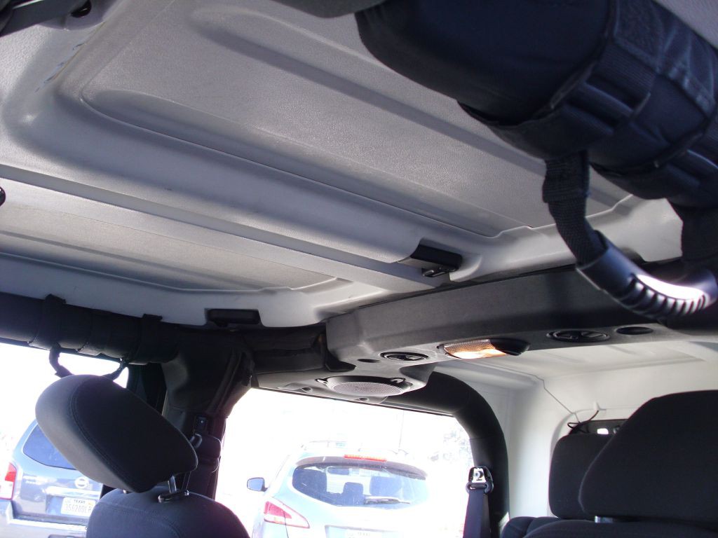 2014 Jeep Wrangler Image 15