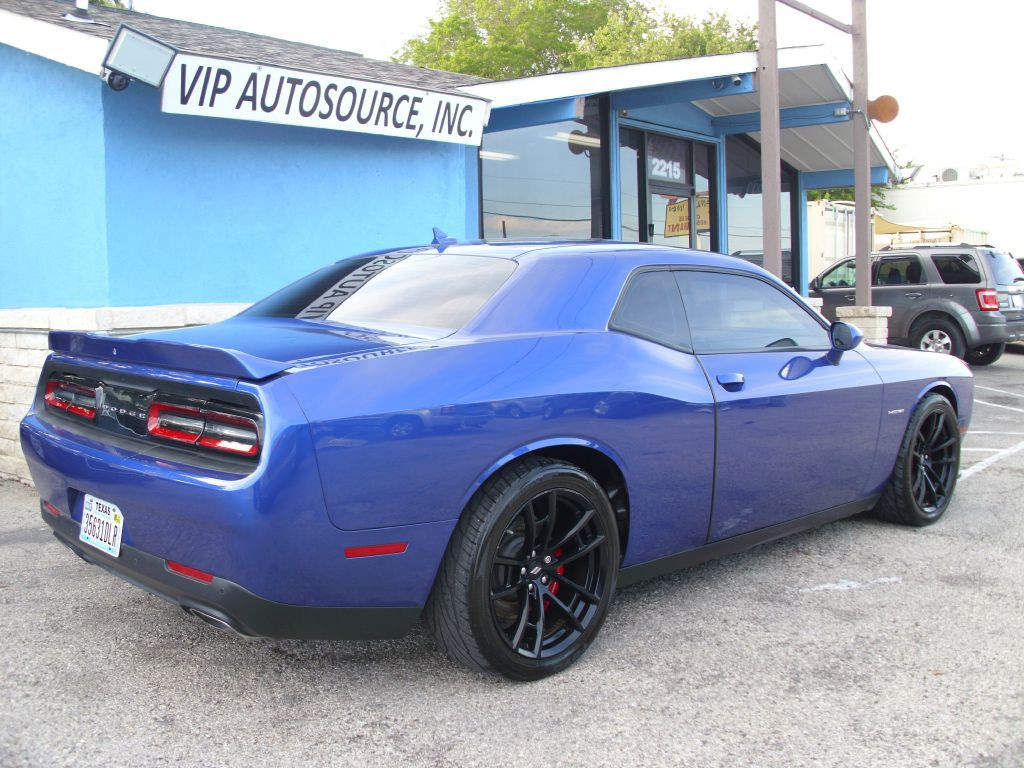 2020 Dodge Challenger Image 6