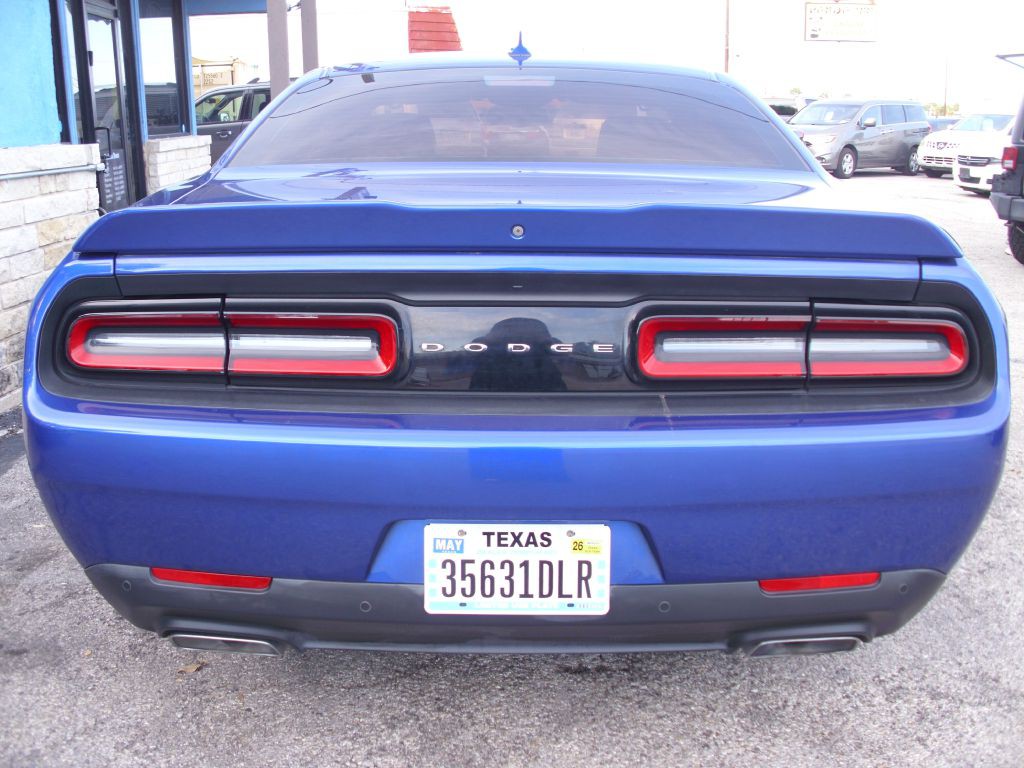 2020 Dodge Challenger Image 9