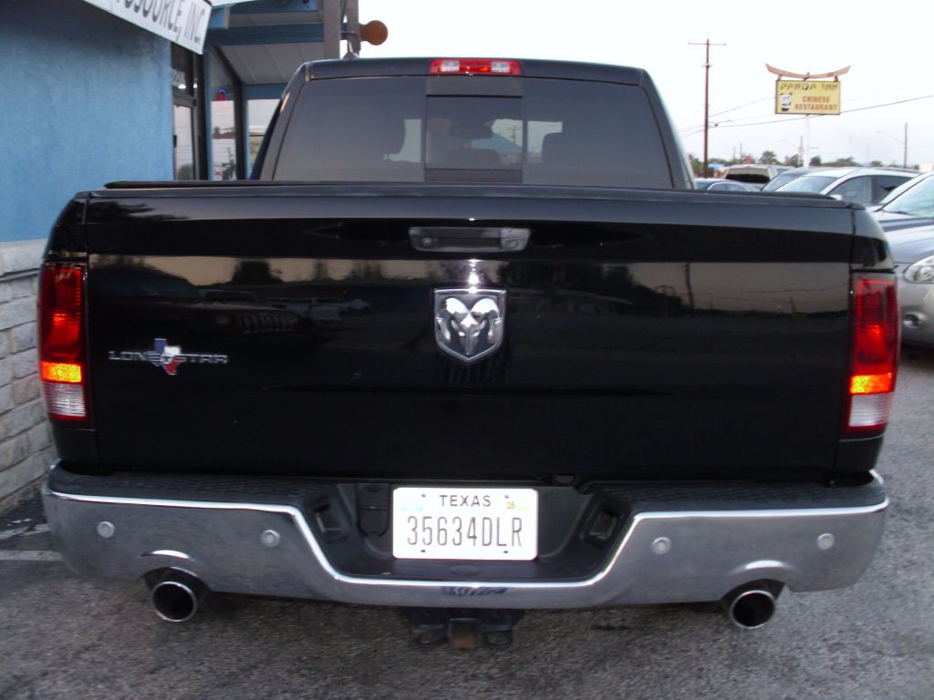 2014 RAM 1500 Image 9