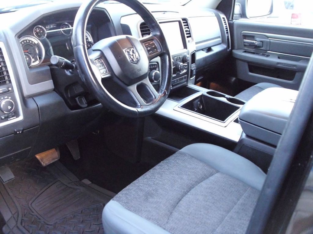 2014 RAM 1500 Image 14