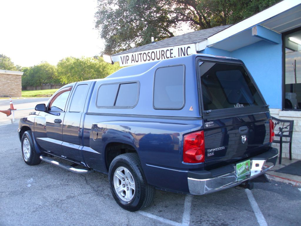 2006 Dodge Dakota Image 10