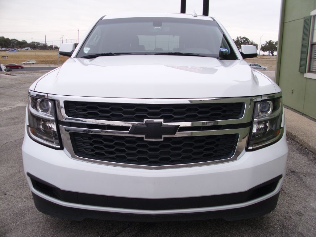2016 Chevrolet Tahoe Image 2
