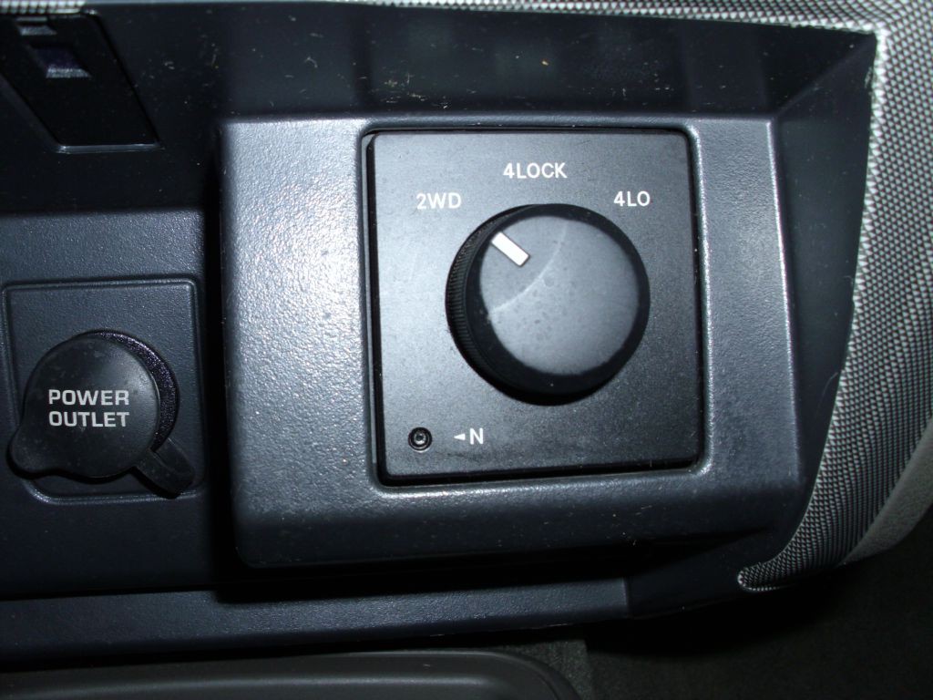 2006 Dodge Dakota Image 18