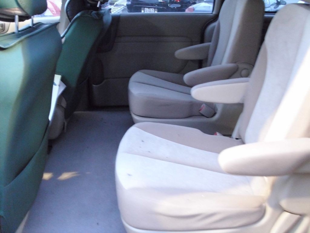 2012 Kia Sedona Image 14