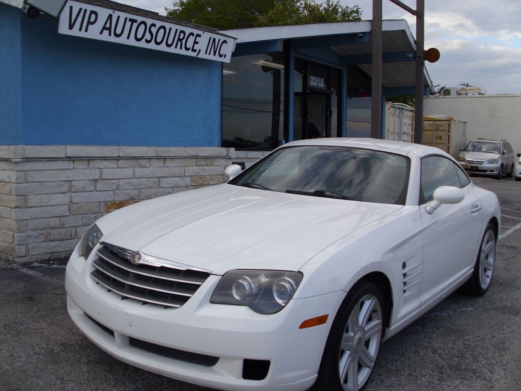 2006 Chrysler Crossfire Image 2