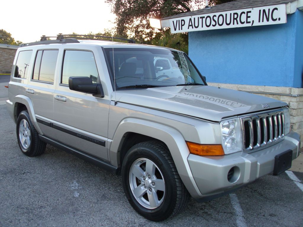 2007 Jeep Commander Image 2