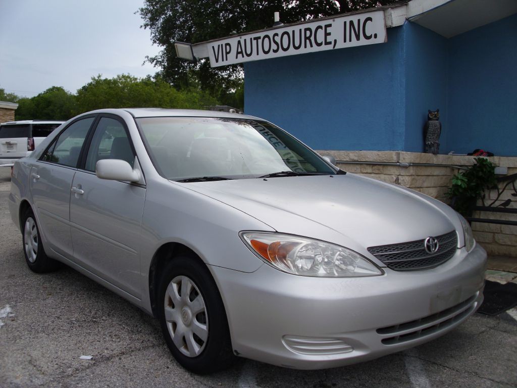 2002 Toyota Camry Image 2