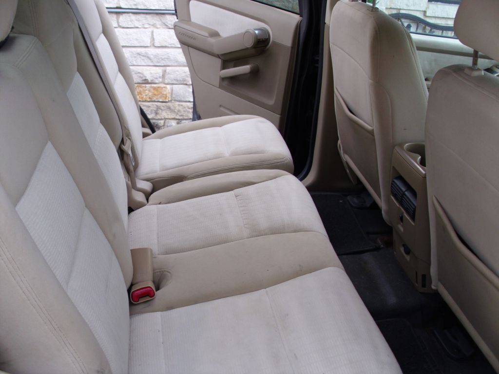 2007 Ford Explorer Image 13