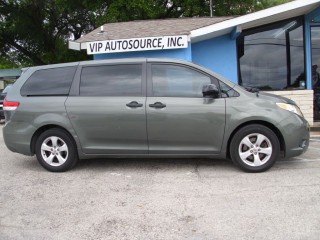 Image for 2013 Toyota Sienna L ID: 7448754
