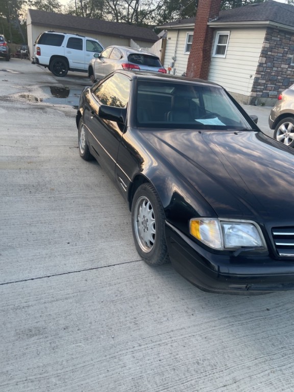 1996 Mercedes-Benz SL-Class Image 2