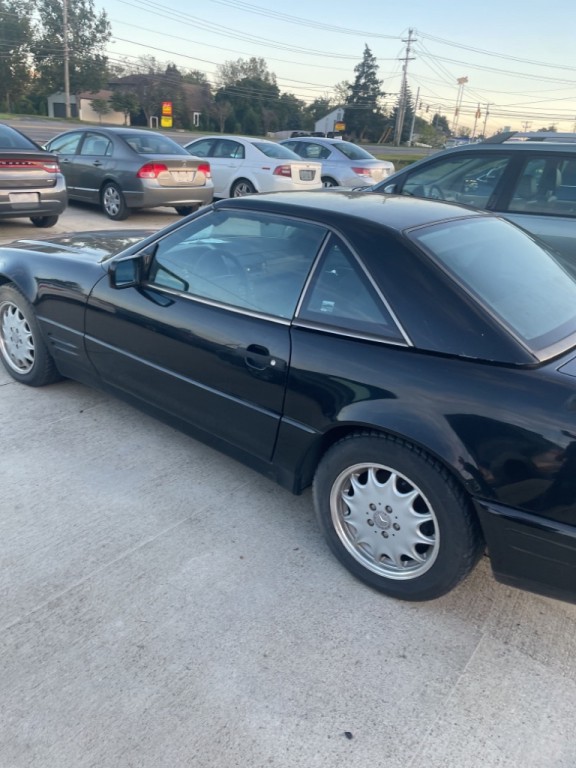 1996 Mercedes-Benz SL-Class Image 8