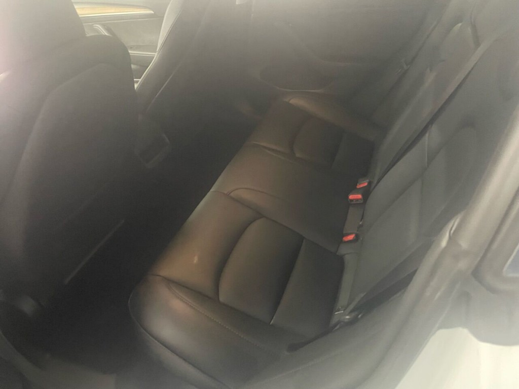 2022 Tesla Model 3 Image 6