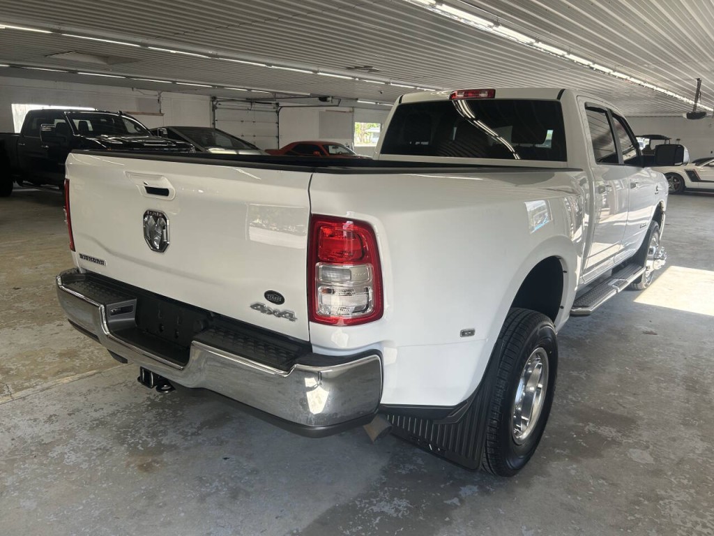 2021 RAM 3500 Image 4