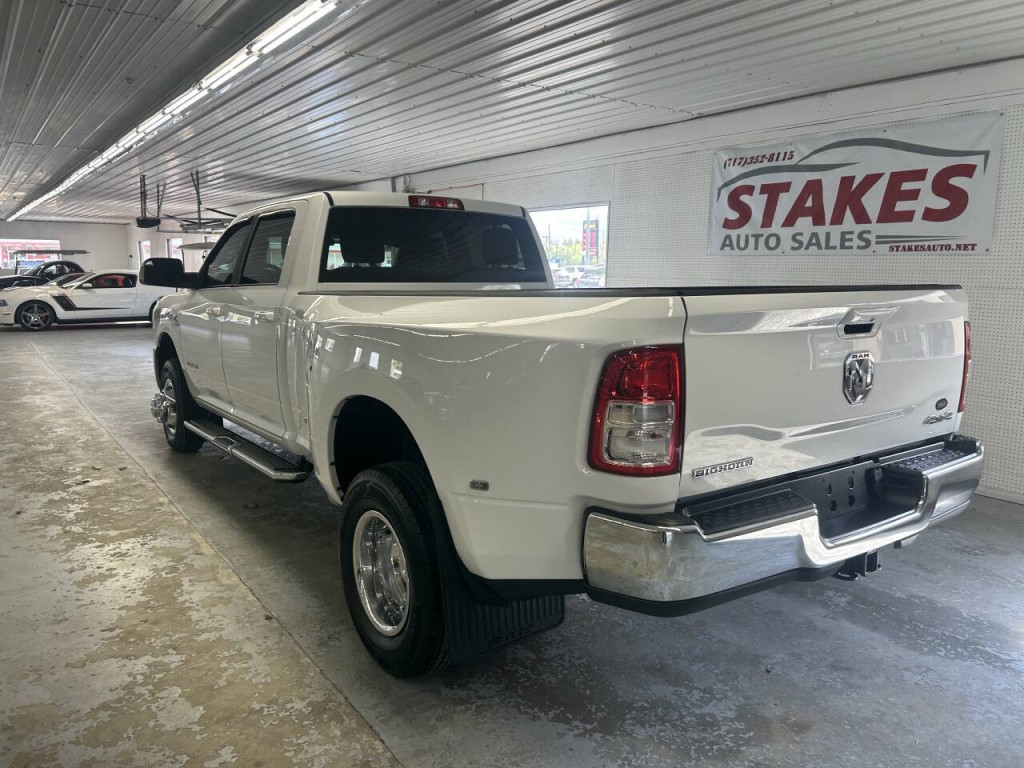 2021 RAM 3500 Image 7