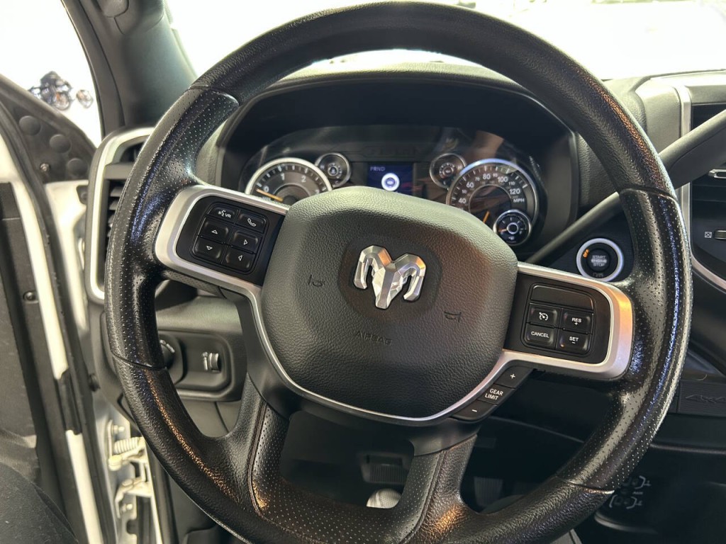 2021 RAM 3500 Image 12