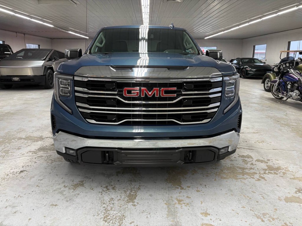 2024 GMC Sierra 1500 Image 3