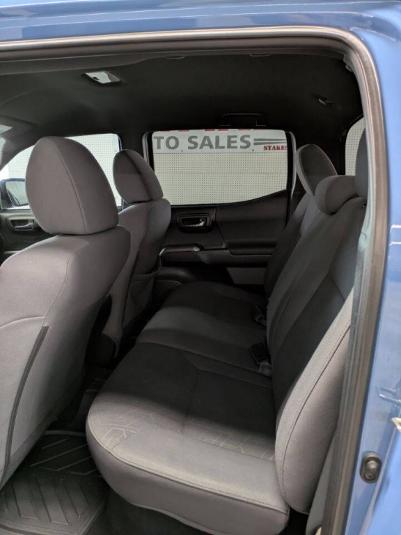 2019 Toyota Tacoma Image 8