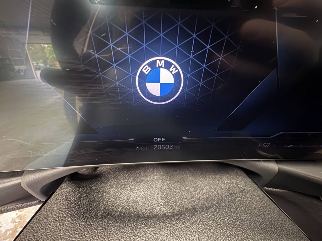 2025 BMW 3 Series Image 12
