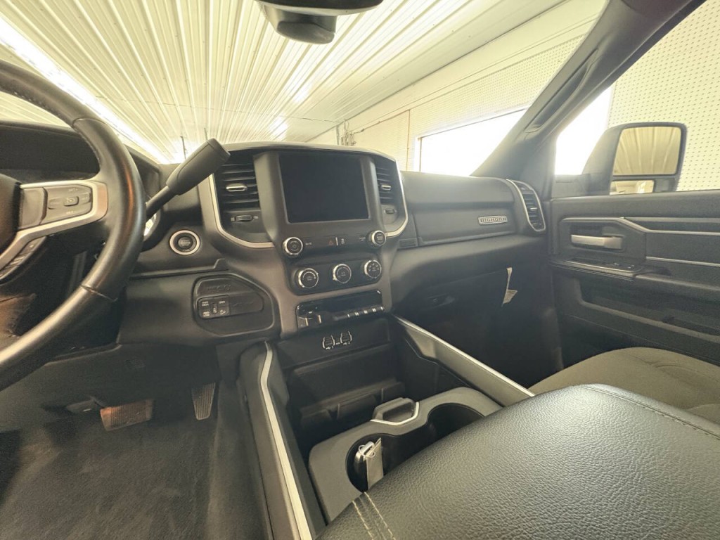 2024 RAM 2500 Image 12