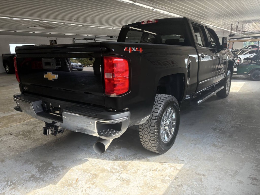 2019 Chevrolet Silverado 1500 Image 4