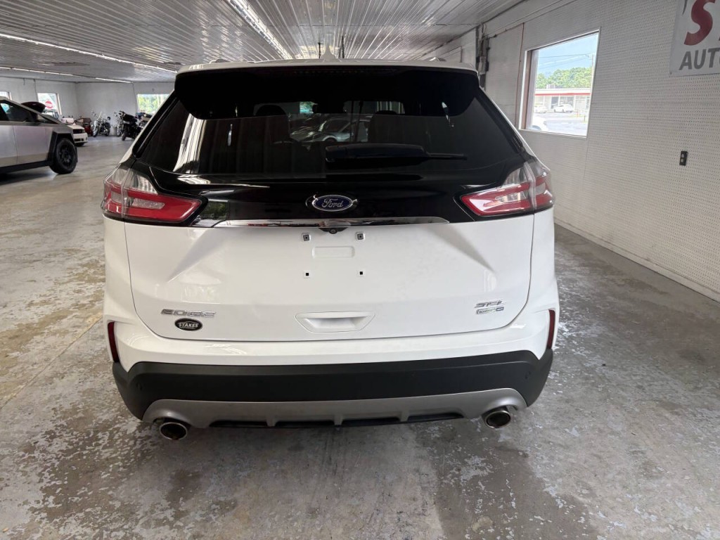 2019 Ford Edge Image 5