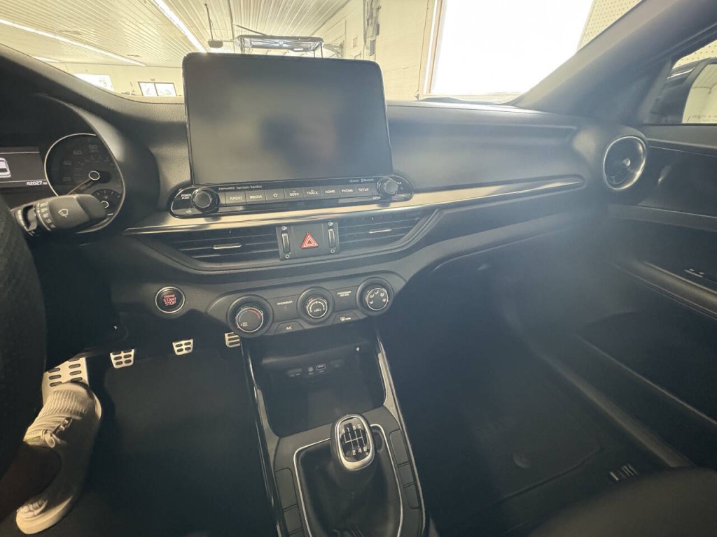 2021 Kia Forte Image 10