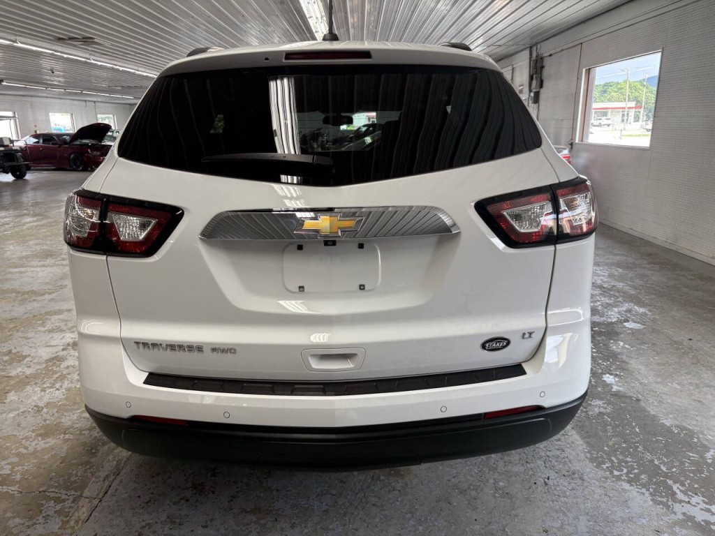 2017 Chevrolet Traverse Image 5