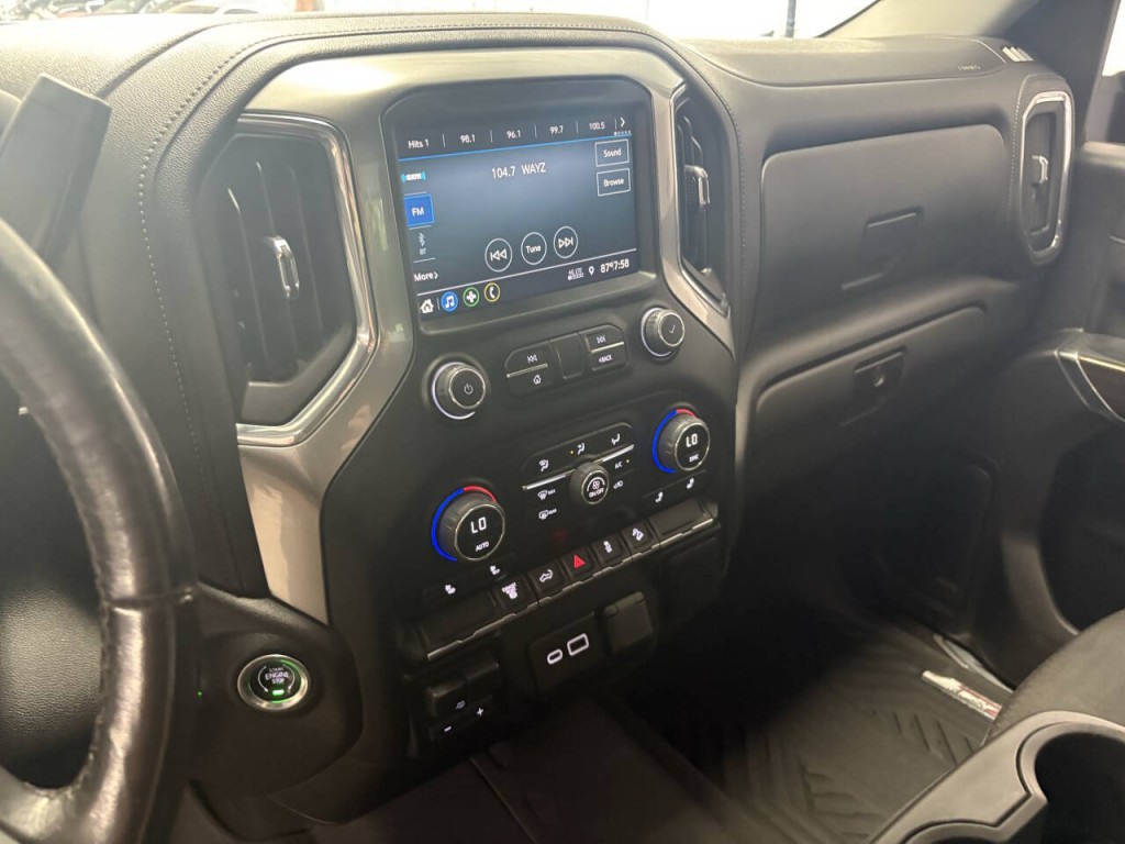 2023 Chevrolet Silverado 1500 Image 9