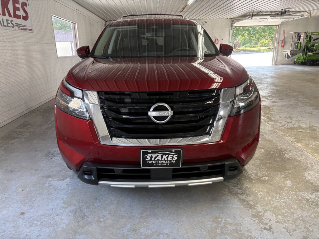 2024 Nissan Pathfinder Image 2
