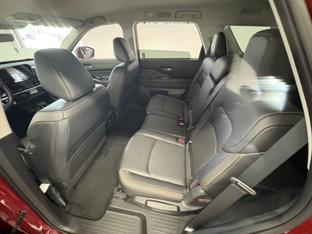 2024 Nissan Pathfinder Image 8