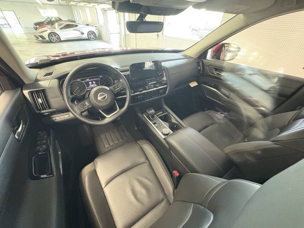 2024 Nissan Pathfinder Image 9
