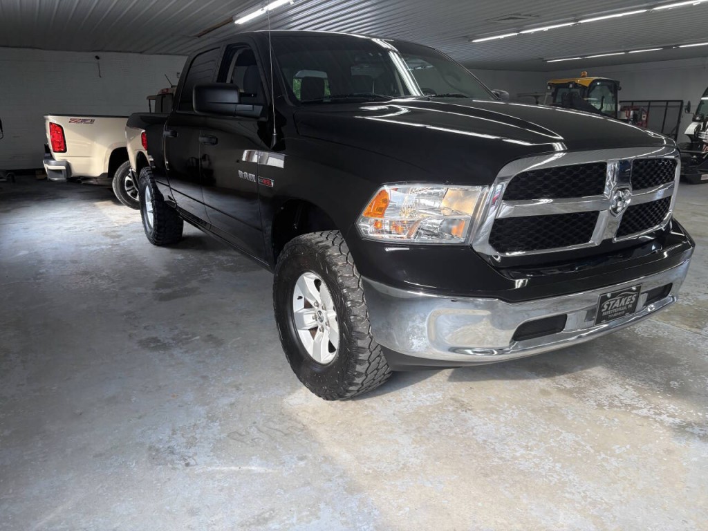 2019 RAM 1500 Image 3