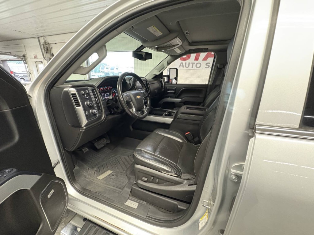 2016 Chevrolet Silverado 1500 Image 13