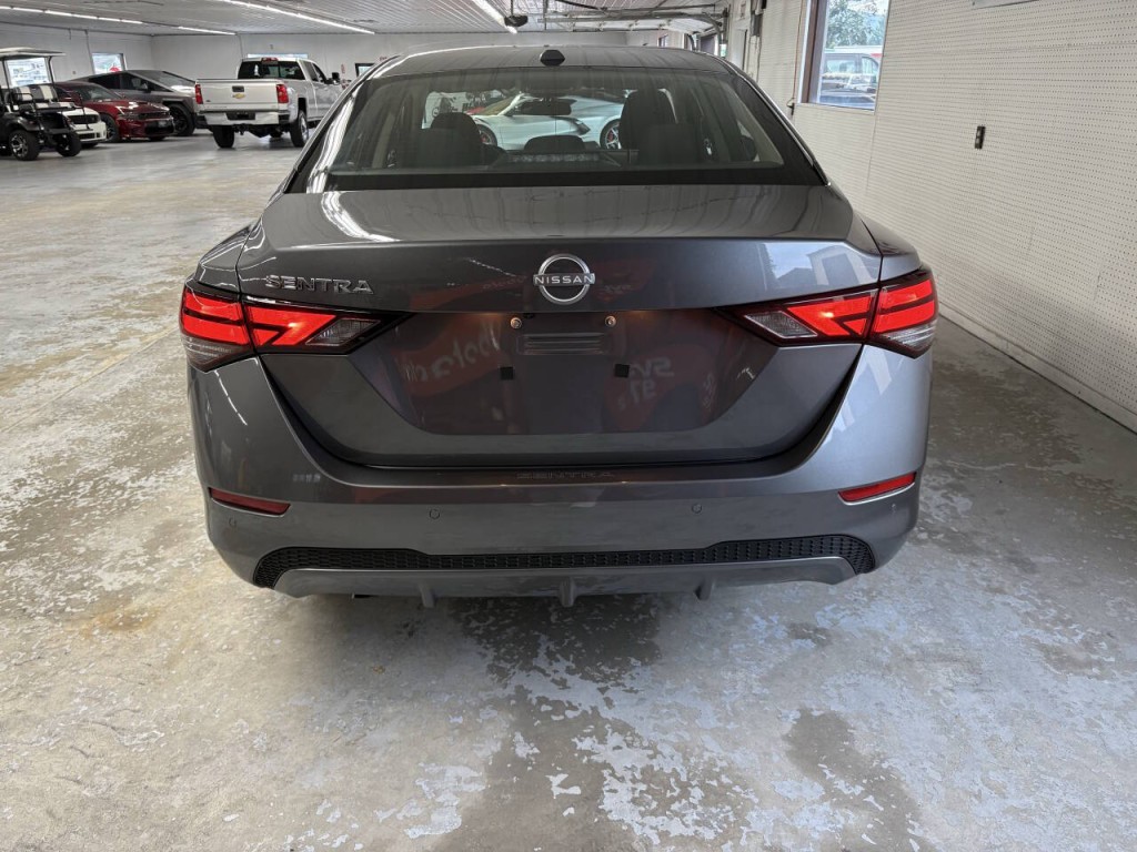 2025 Nissan Sentra Image 5