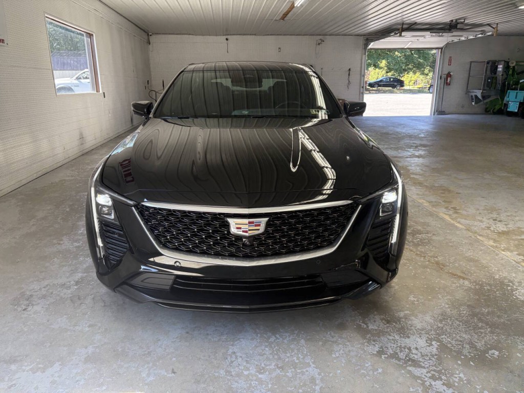 2025 Cadillac CT5 Image 10